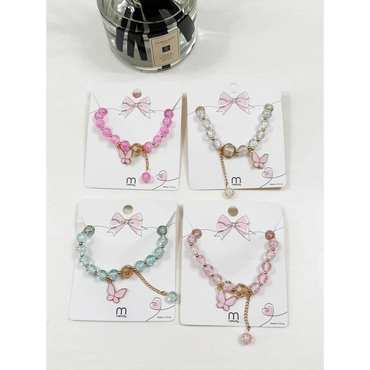 Butterfly Pendant Mix Bead Bracelet: MIX COLOR / ONE(12)