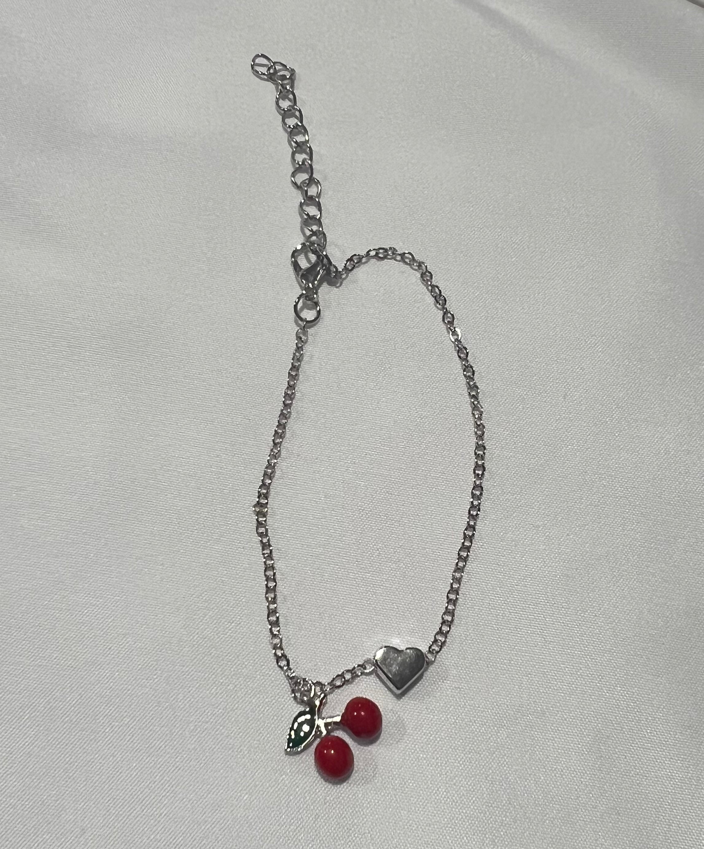 Cherry and Heart Pendant Mix Bead Bracelet: MIX COLOR / ONE(12)